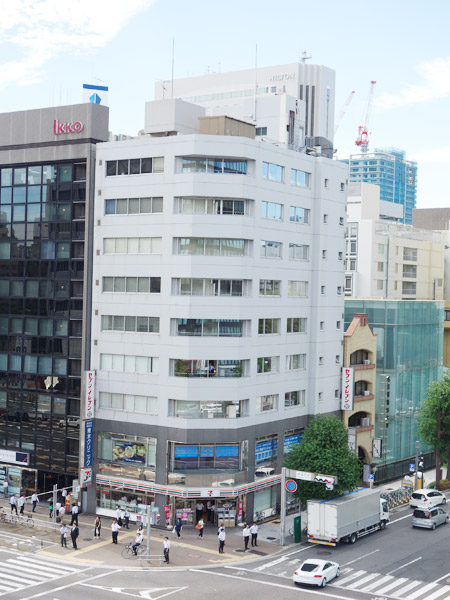 カーニープレイス名古屋伏見