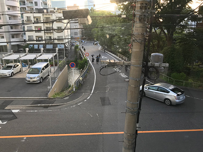 山一ビル0