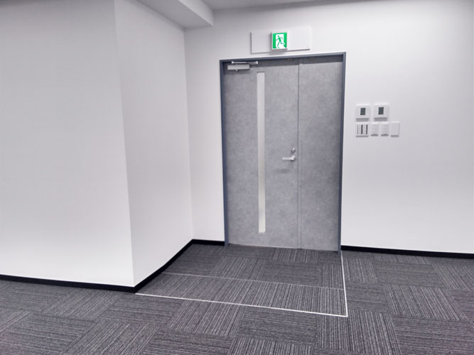 丸の内ｉａビル0