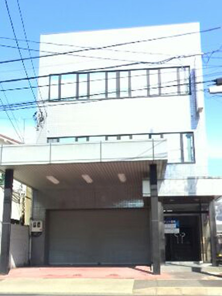 大型倉庫付きの一棟貸しビル