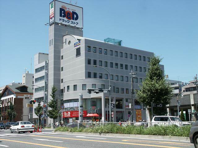 ラウンドスポット一社