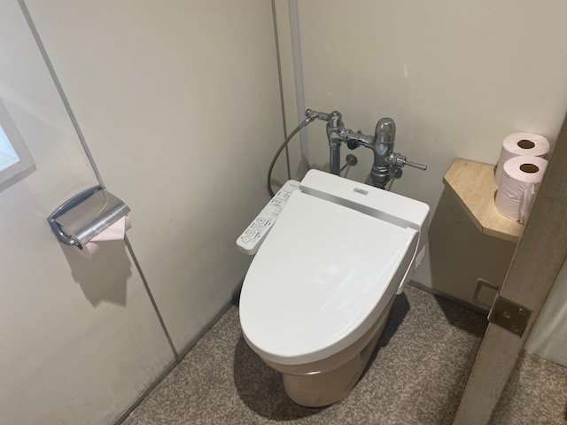 セブン丸の内ビル４