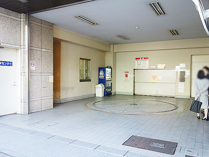 ジブラルタ生命名古屋錦ビル６