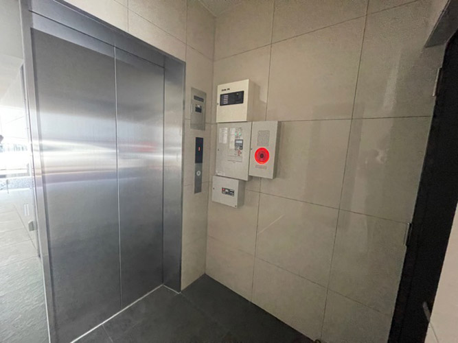 アンロシェ名駅５