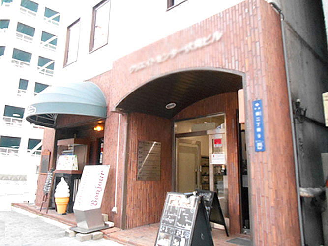 クリエイトセンター伏見３