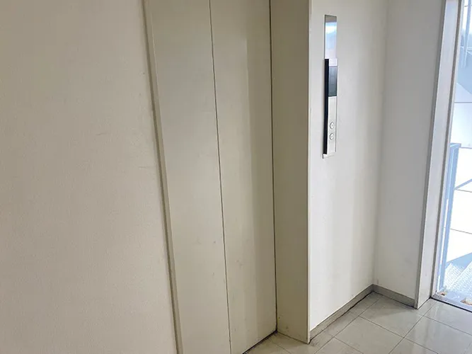 セブン丸の内2