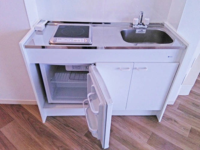 画像7名駅セブンスタービル