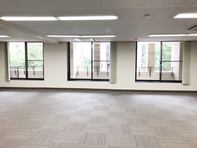 画像9日興ビルヂング